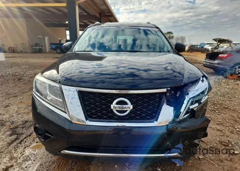 2015 Nissan Pathfinder S z USA, uszkodzony, nr VIN 5N1AR2MN0FC701281